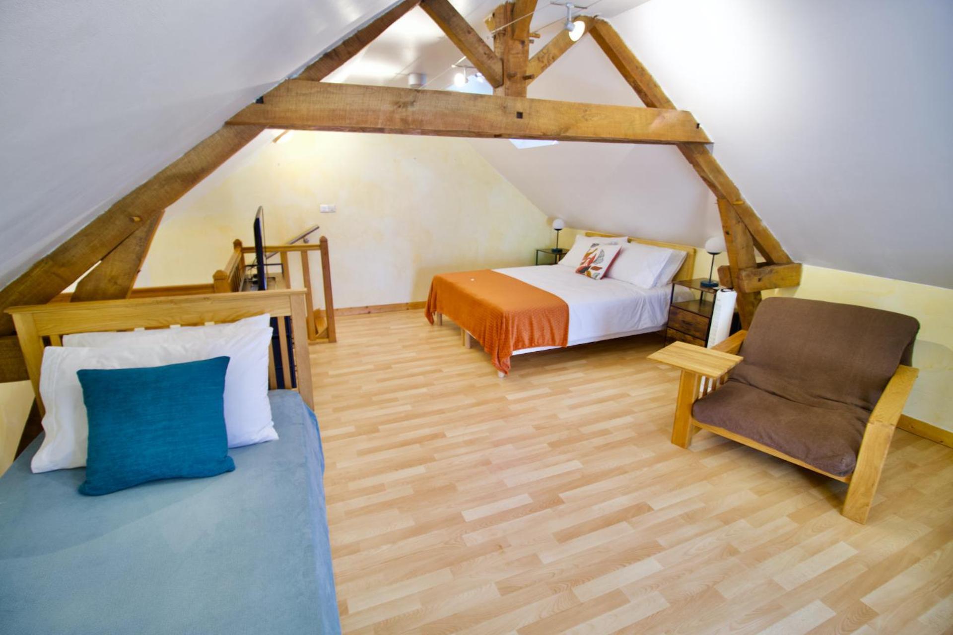 Bed and Breakfast O Trois Oliviers Louin Экстерьер фото
